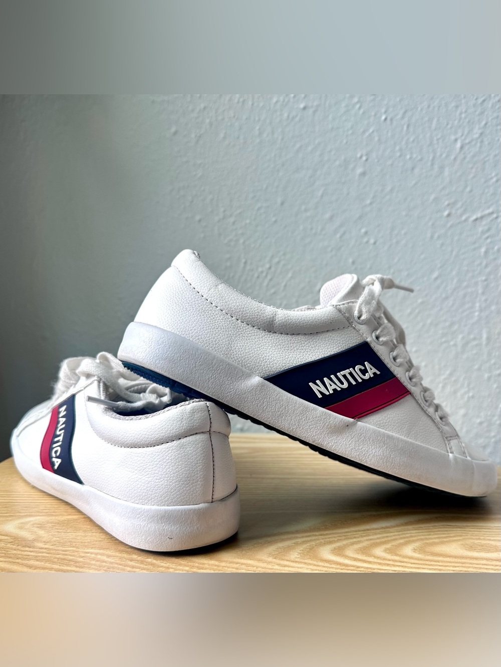 Nautica White Low-Top Thana Sneakers